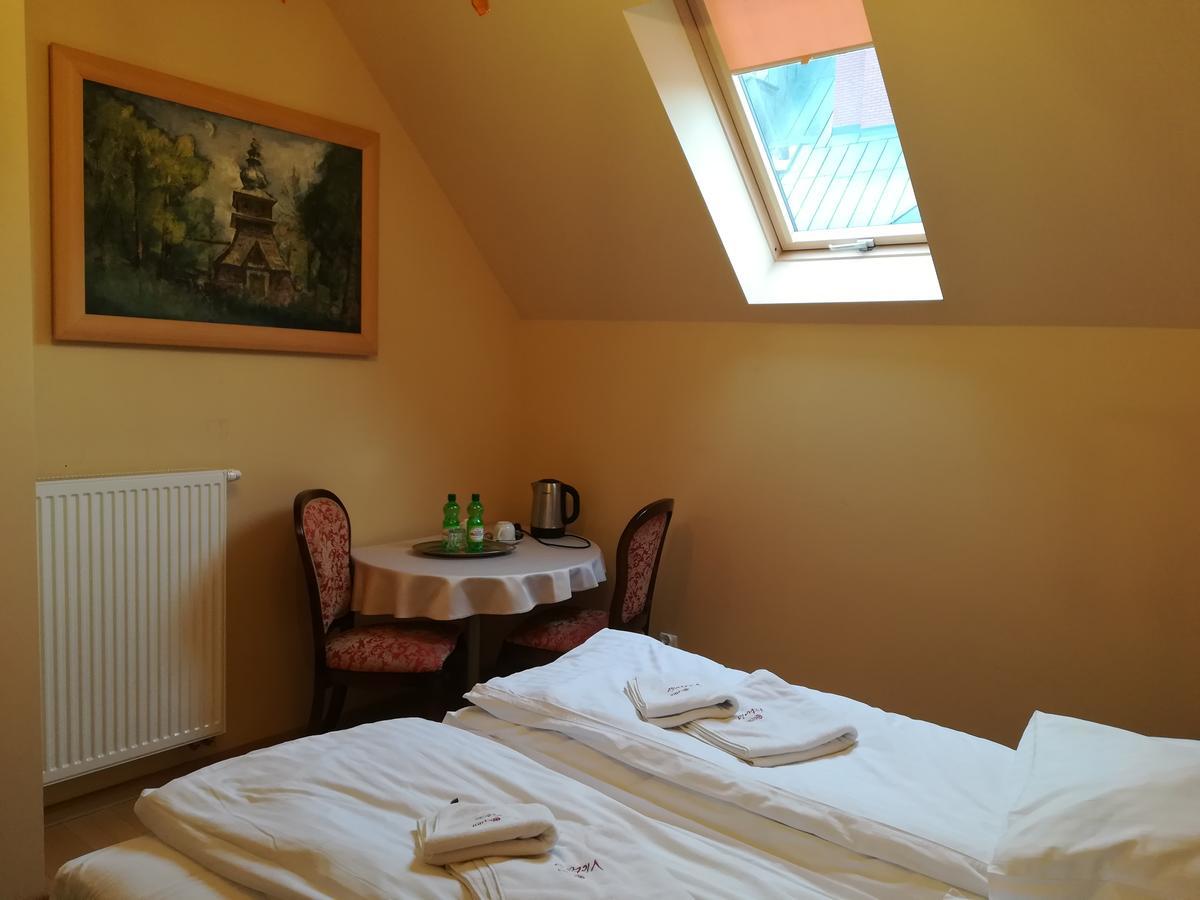 Victoria Cechini Hotel Krynica Zdroj Bagian luar foto
