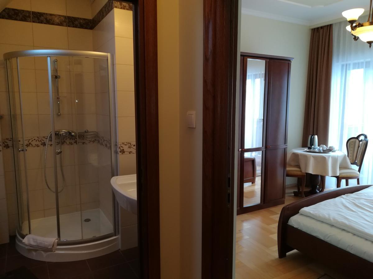 Victoria Cechini Hotel Krynica Zdroj Bagian luar foto