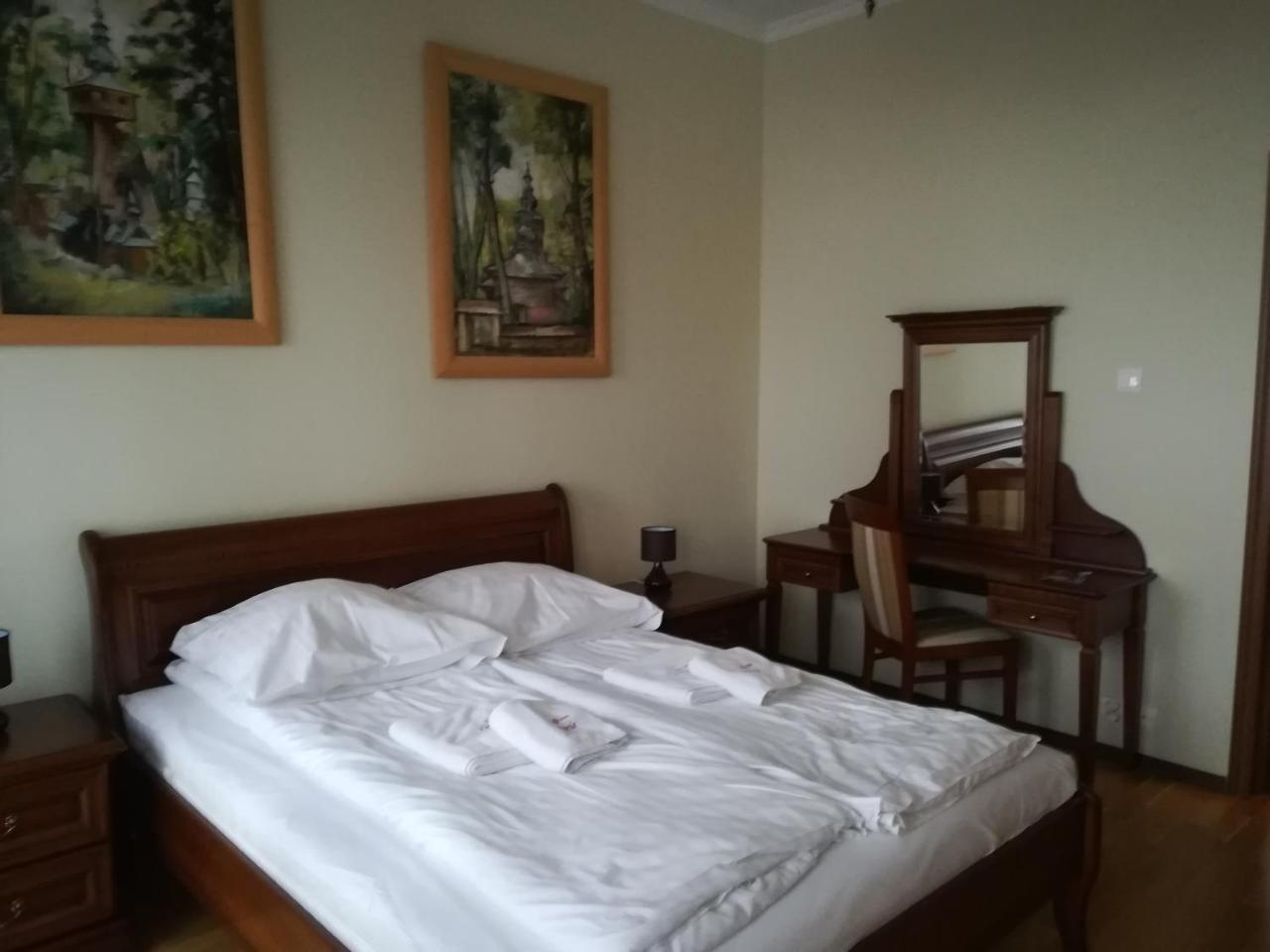 Victoria Cechini Hotel Krynica Zdroj Bagian luar foto