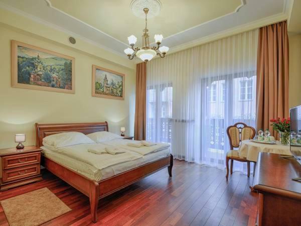 Victoria Cechini Hotel Krynica Zdroj Bagian luar foto