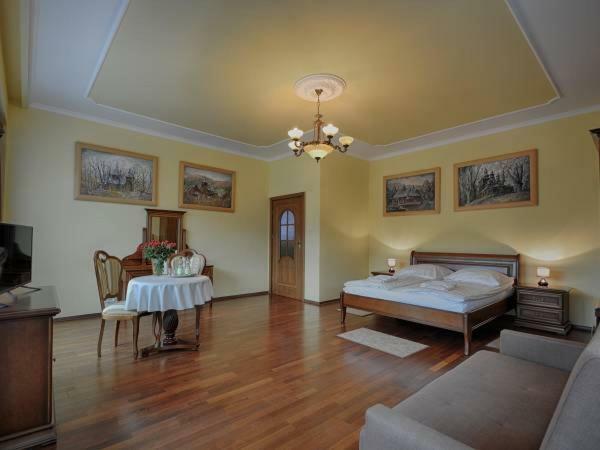 Victoria Cechini Hotel Krynica Zdroj Bagian luar foto